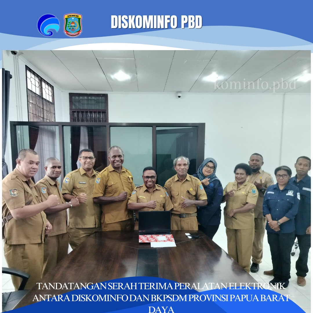TANDATANGAN BERITA ACARA SERAH TERIMA  PINJAM PAKAI PERALATAN TEKNOLOGI INFORMASI ANTARA DISKOMINFO DAN BADAN KEPEGAWAIAN  PROV. PBD