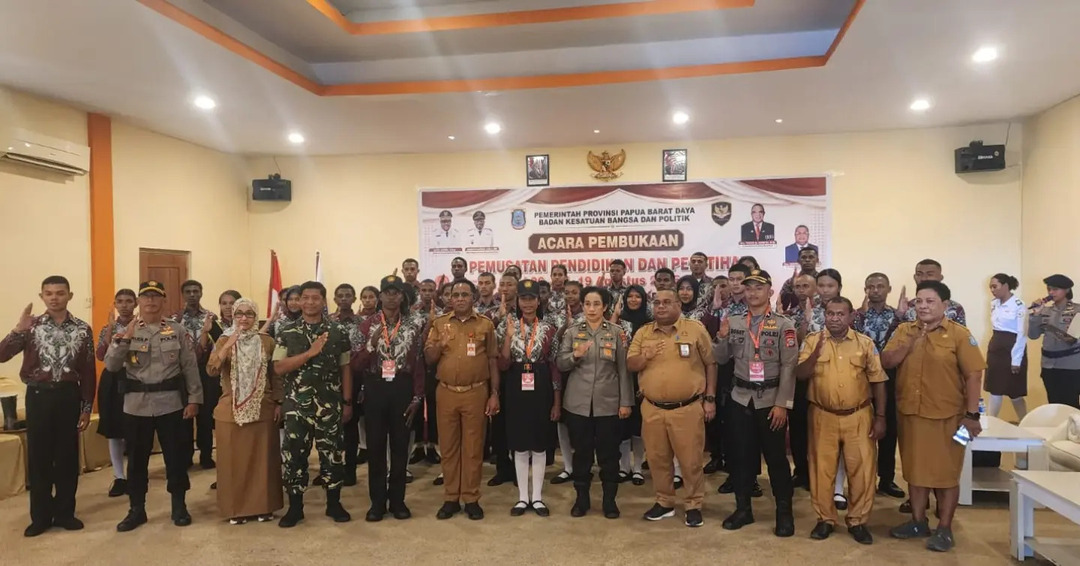 Pj. Sekda Papua Barat Daya Buka Pemusatan Pendidikan dan Pelatihan 35 Calon Paskibraka Tahun 2026